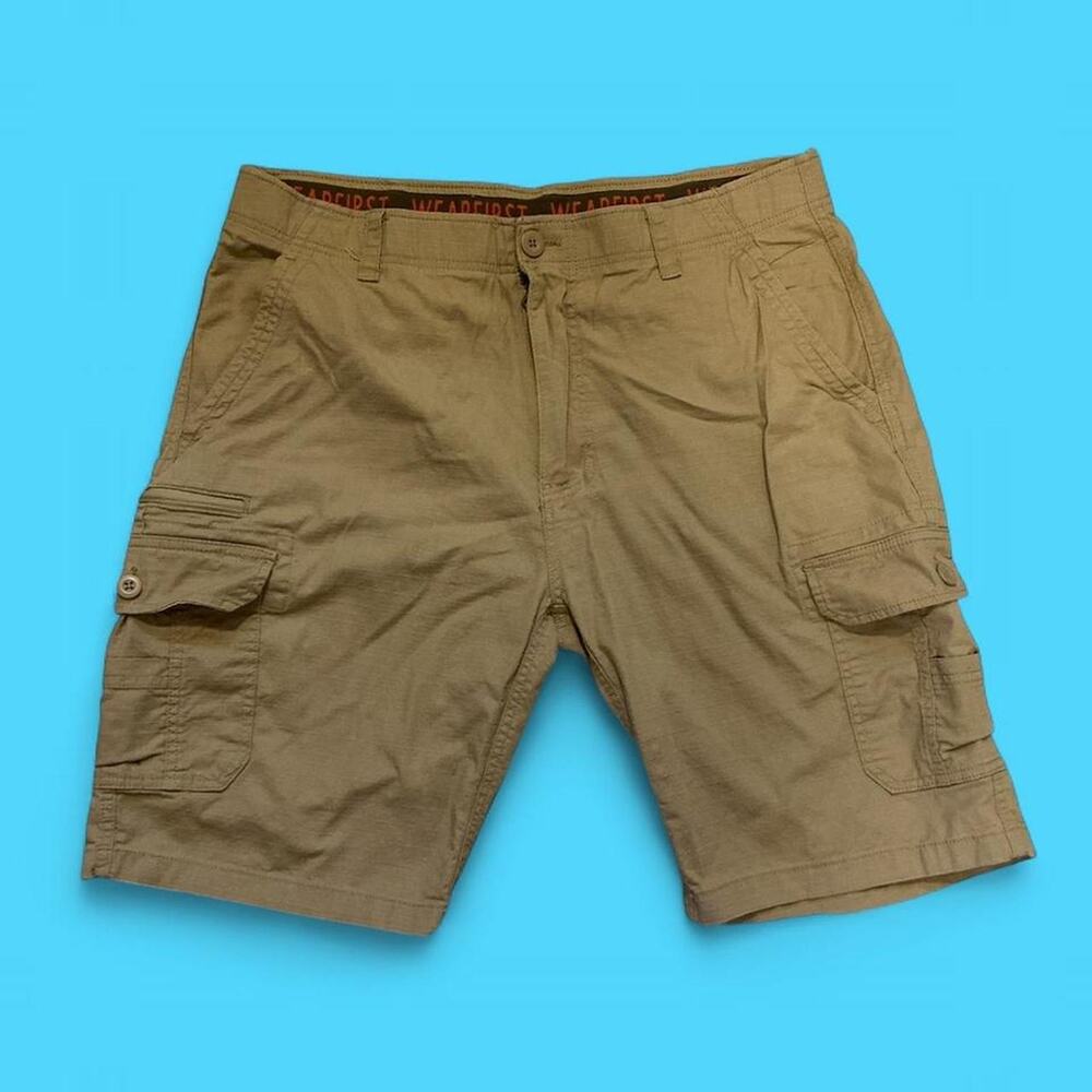 Wearfirst cargo shorts size 38